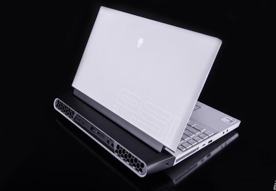游戲本的工業(yè)設計，公司旗艦-ALIENWARE AREA-51M評測